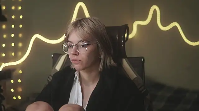 alyssa sweet online show from May 22, 2026, 5:05 am