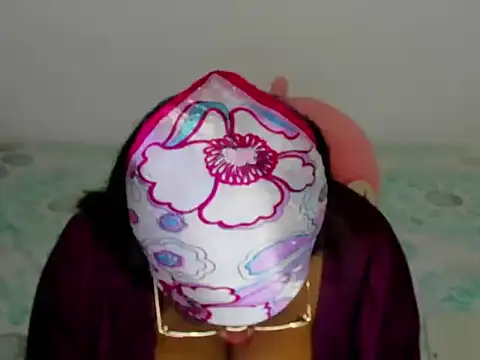 NinaGrey  online show from February 14, 2026, 12:22 am