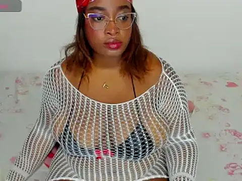 NinaGrey  online show from October 3, 2025, 11:17 pm