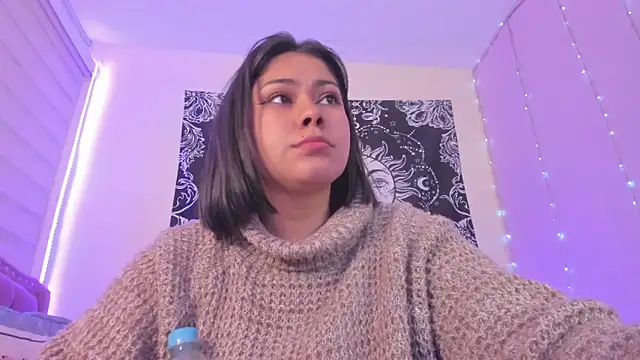 Snapshot of Karol_karoline chatting on March 13, 2025, 9:37 pm Karol karoline online show from March 13, 2025, 9:37 pm