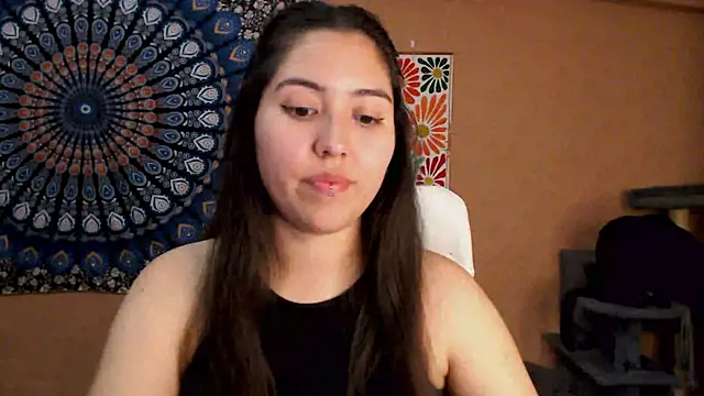 IntimateTales online show from November 5, 2025, 7:06 pm