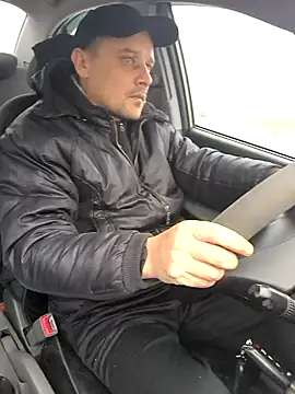 Snapshot of DanielOhCool chatting on January 7, 2026, 12:21 pm DanielOhCool online show from January 7, 2026, 12:21 pm