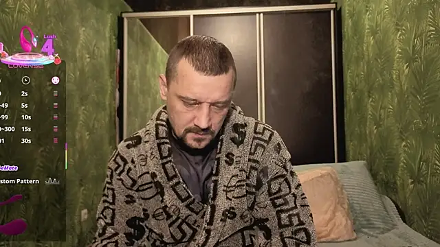 Snapshot of DanielOhCool chatting on December 20, 2025, 7:33 am DanielOhCool online show from December 20, 2025, 7:33 am