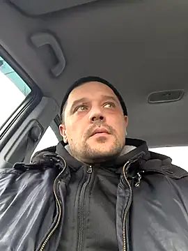 Snapshot of DanielOhCool chatting on January 9, 2026, 12:01 pm DanielOhCool online show from January 9, 2026, 12:01 pm