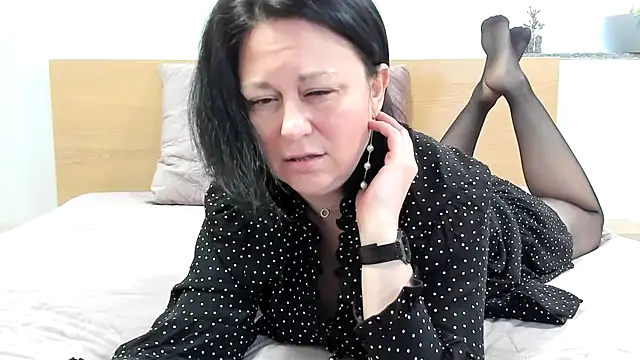 BritttanyBrix online show from March 22, 2026, 9:44 am