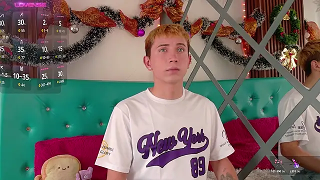 Chris Bennett online show from November 21, 2025, 1:32 pm