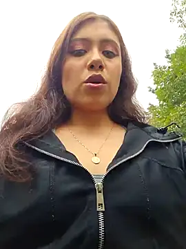 Snapshot of DORYY chatting on October 6, 2025, 9:04 pm DORYY online show from October 6, 2025, 9:04 pm