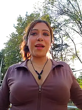 Snapshot of DORYY chatting on November 9, 2025, 10:03 pm DORYY online show from November 9, 2025, 10:03 pm