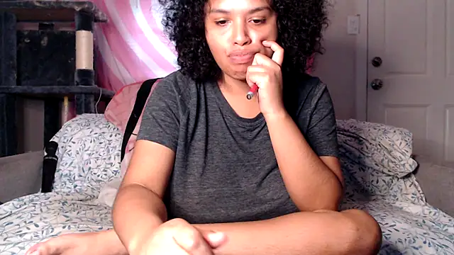 TasteeKitty online show from November 16, 2025, 10:35 pm