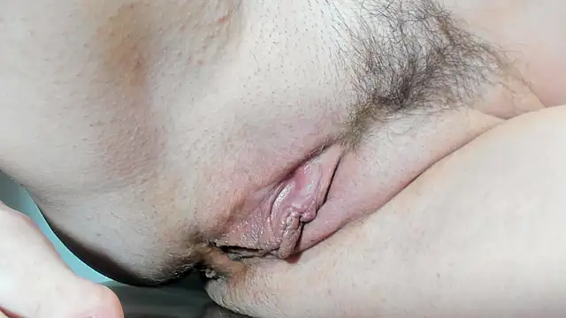 Xollan  online show from October 13, 2025, 1:07 am