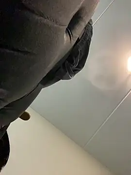 Muskthickgirl online show from November 30, 2025, 3:07 am