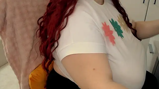 SenzualHotM online show from March 11, 2026, 8:41 am