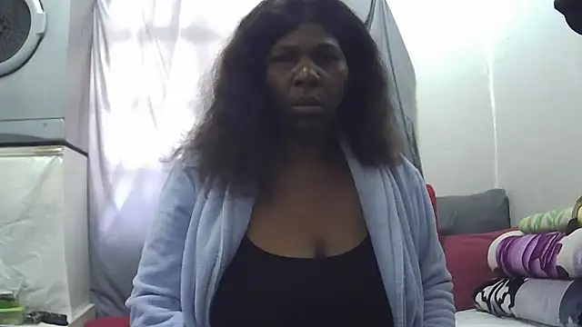 Delicioussexy online show from July 12, 2026, 8:48 am