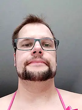 mister-dwt online show from October 12, 2025, 11:00 am