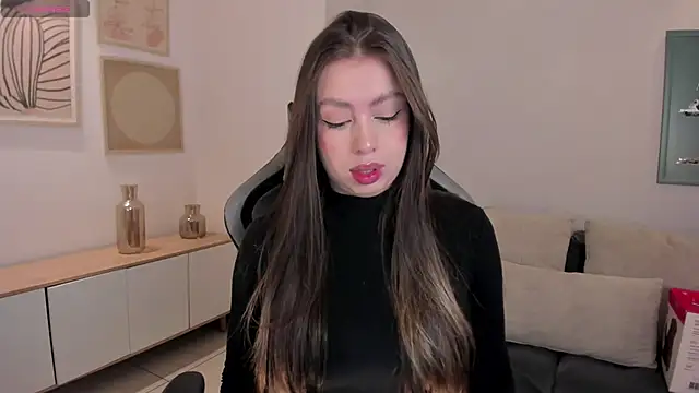 EllaClark online show from October 17, 2025, 3:14 pm