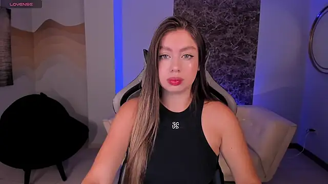 EllaClark online show from February 28, 2025, 11:25 am