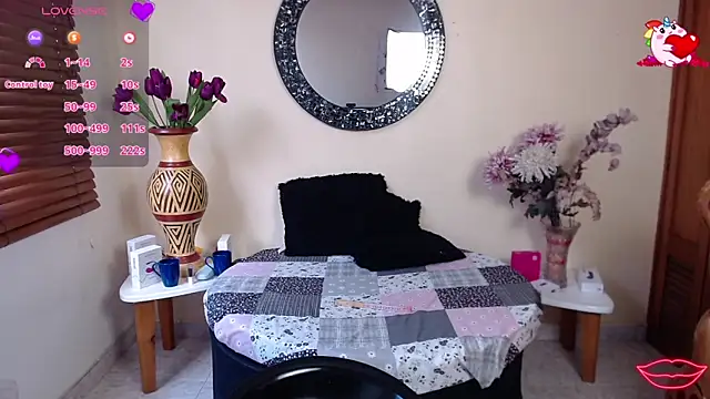 Snapshot of NicoleSantana chatting on February 28, 2026, 7:13 pm NicoleSantana online show from February 28, 2026, 7:13 pm