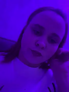 Model9798 online show from January 13, 2025, 7:31 pm