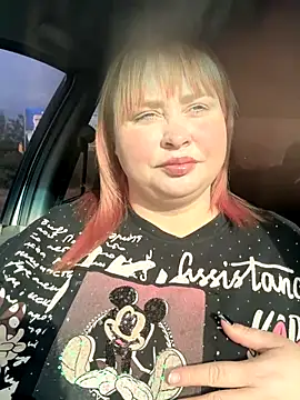 Snapshot of Model9798 chatting on October 6, 2025, 6:36 am Model9798 online show from October 6, 2025, 6:36 am