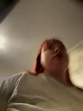 Snapshot of Model9798 chatting on October 22, 2025, 2:27 pm Model9798 online show from October 22, 2025, 2:27 pm