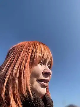 Snapshot of Model9798 chatting on February 28, 2026, 9:31 am Model9798 online show from February 28, 2026, 9:31 am