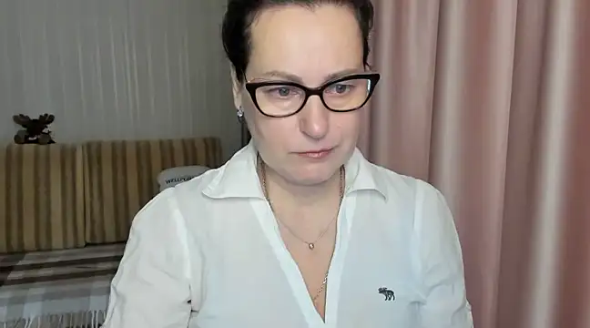 lauraoven online show from March 7, 2025, 7:19 am