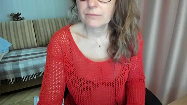 lauraoven online show from March 25, 2026, 6:57 am