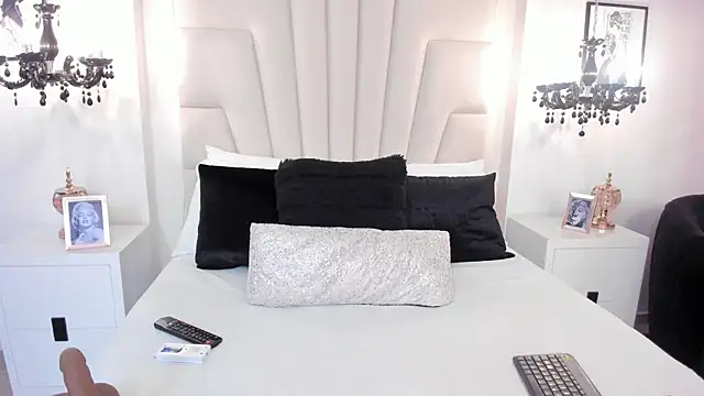 Sofiia W26 online show from February 16, 2026, 12:15 pm