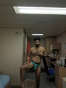 Snapshot of harddick0404 chatting on October 28, 2025, 9:14 pm harddick0404 online show from October 28, 2025, 9:14 pm