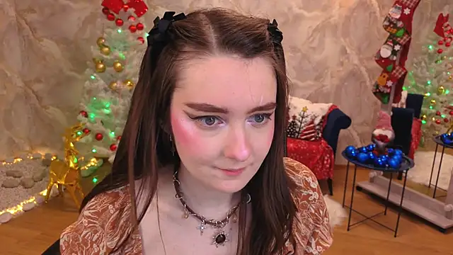 CloudGrace online show from December 16, 2025, 6:12 pm