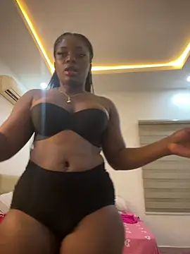 Sweetbootty online show from September 28, 2025, 4:14 pm