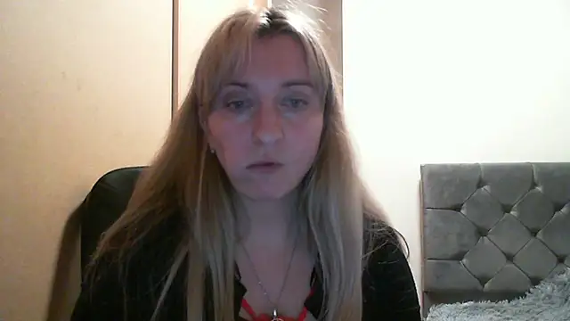 Snapshot of SusanCurt chatting on October 23, 2025, 5:22 pm SusanCurt online show from October 23, 2025, 5:22 pm