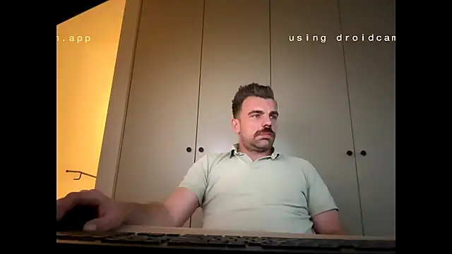 mrbigballs online show from October 8, 2025, 4:51 pm