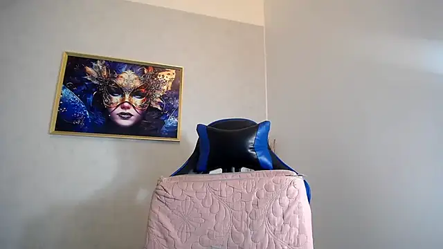 paulabigcock online show from December 5, 2025, 12:04 pm