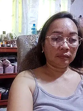 Snapshot of asianwet4u chatting on November 21, 2025, 2:43 am asianwet4u online show from November 21, 2025, 2:43 am