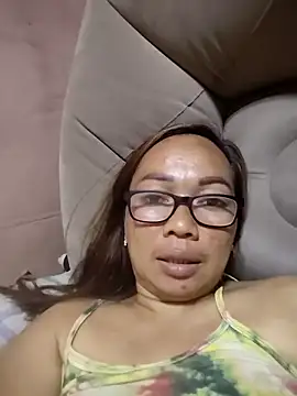 Snapshot of asianwet4u chatting on December 5, 2025, 3:21 pm asianwet4u online show from December 5, 2025, 3:21 pm