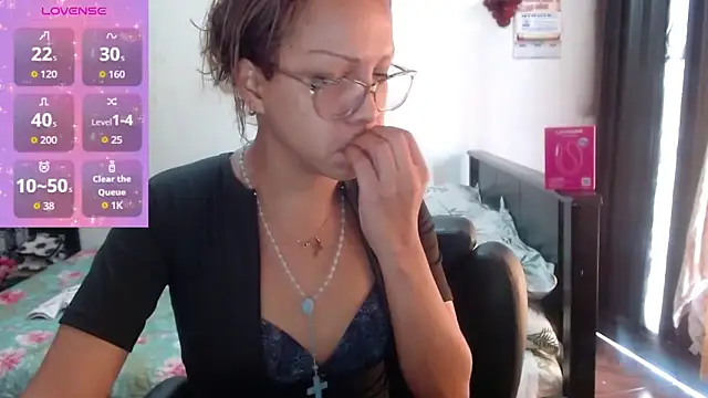 sensual nataliee online show from June 7, 2026, 3:39 pm