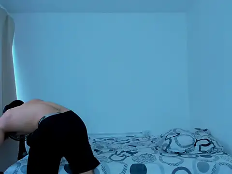 tanner hard  online show from January 31, 2025, 8:01 pm