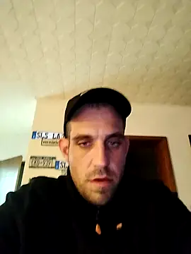 Codymc89 online show from November 3, 2025, 4:10 pm