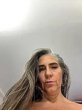 Snapshot of Alimela chatting on November 4, 2025, 9:13 am Alimela online show from November 4, 2025, 9:13 am