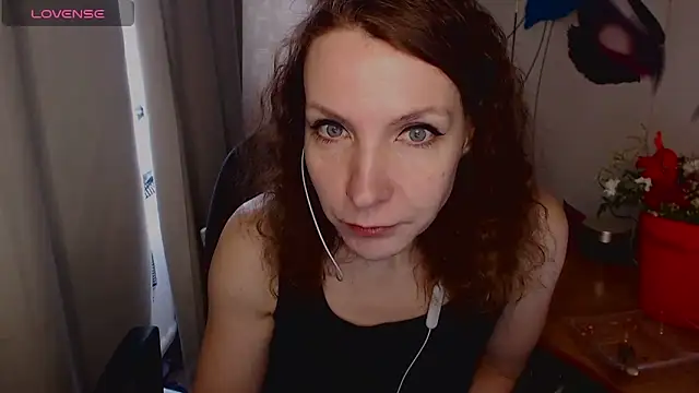 JohansonKatie online show from February 22, 2025, 8:50 am