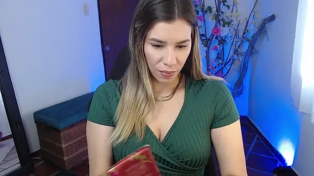 Snapshot of ms_sofia_x chatting on October 14, 2025, 3:12 pm ms sofia x online show from October 14, 2025, 3:12 pm