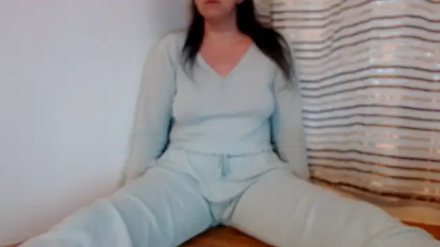 Snapshot of SofiaLenis chatting on June 10, 2026, 11:44 am SofiaLenis online show from June 10, 2026, 11:44 am