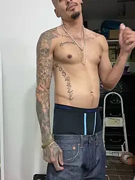 Snapshot of Prettyboiflaco chatting on March 8, 2025, 9:06 am Prettyboiflaco online show from March 8, 2025, 9:06 am