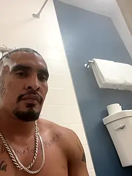 Snapshot of Prettyboiflaco chatting on October 4, 2025, 12:56 am Prettyboiflaco online show from October 4, 2025, 12:56 am