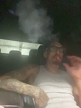 Snapshot of Prettyboiflaco chatting on March 16, 2025, 11:37 pm Prettyboiflaco online show from March 16, 2025, 11:37 pm