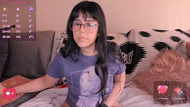 Evie-Luna online show from February 13, 2026, 10:10 pm