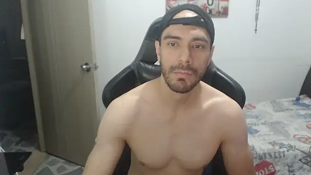 samuelgarcia  online show from July 15, 2026, 7:37 am