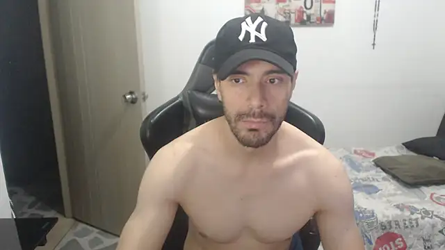 samuelgarcia  online show from July 17, 2026, 9:39 am