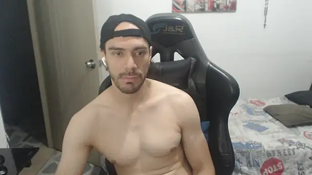 samuelgarcia  online show from July 25, 2026, 8:22 am